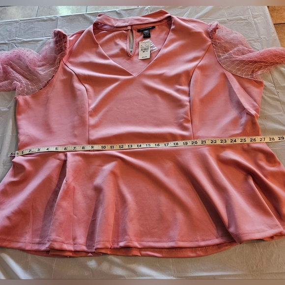 Ashley Stewart Mesh Paneled Cutout Peplum Top Size 30/32 - Picture 14 of 17